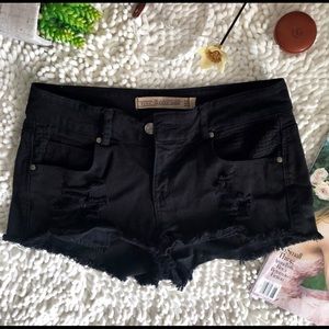🖤 Zara distressed denim shorts 🖤 02